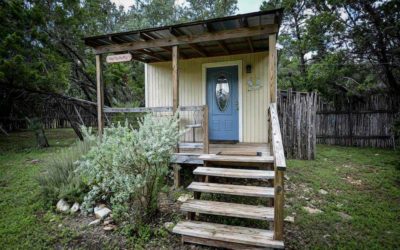 A Country Place – The Outhouse