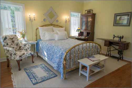 Alexandra’s House – Ashley’s Suite